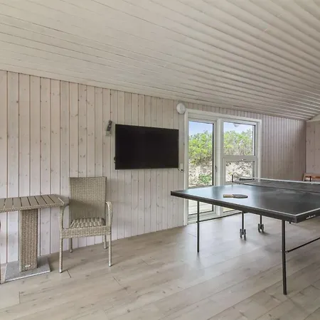 Romil - 350m From The Sea By Interhome *